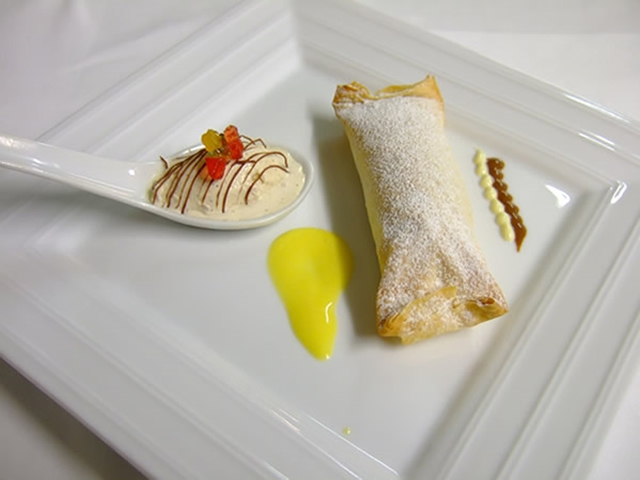viennese-date-strudel